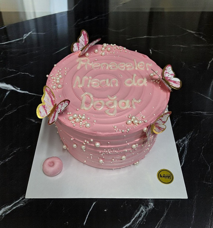 Prensesler Nisanda Doğar
